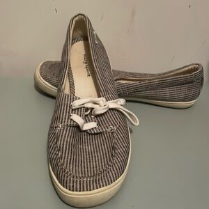 Easy Spirit Loafer